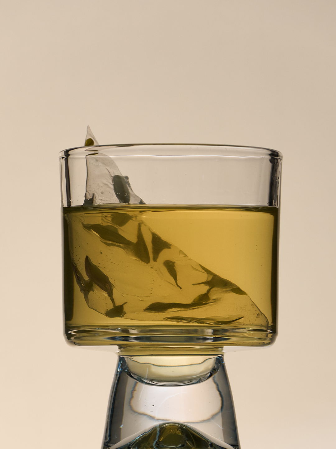 APR 20 SPRING RAIN SHAKEN TEA II image number 1